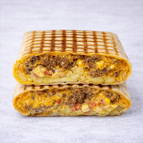 Ghostacos French Tacos mit hausgemachter Käsesauce und knusprigen Pommes – lieferbereit
